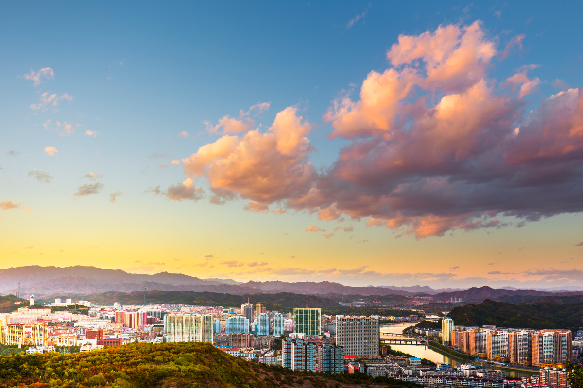 承德,历史与现代交织的绿色璀璨明珠