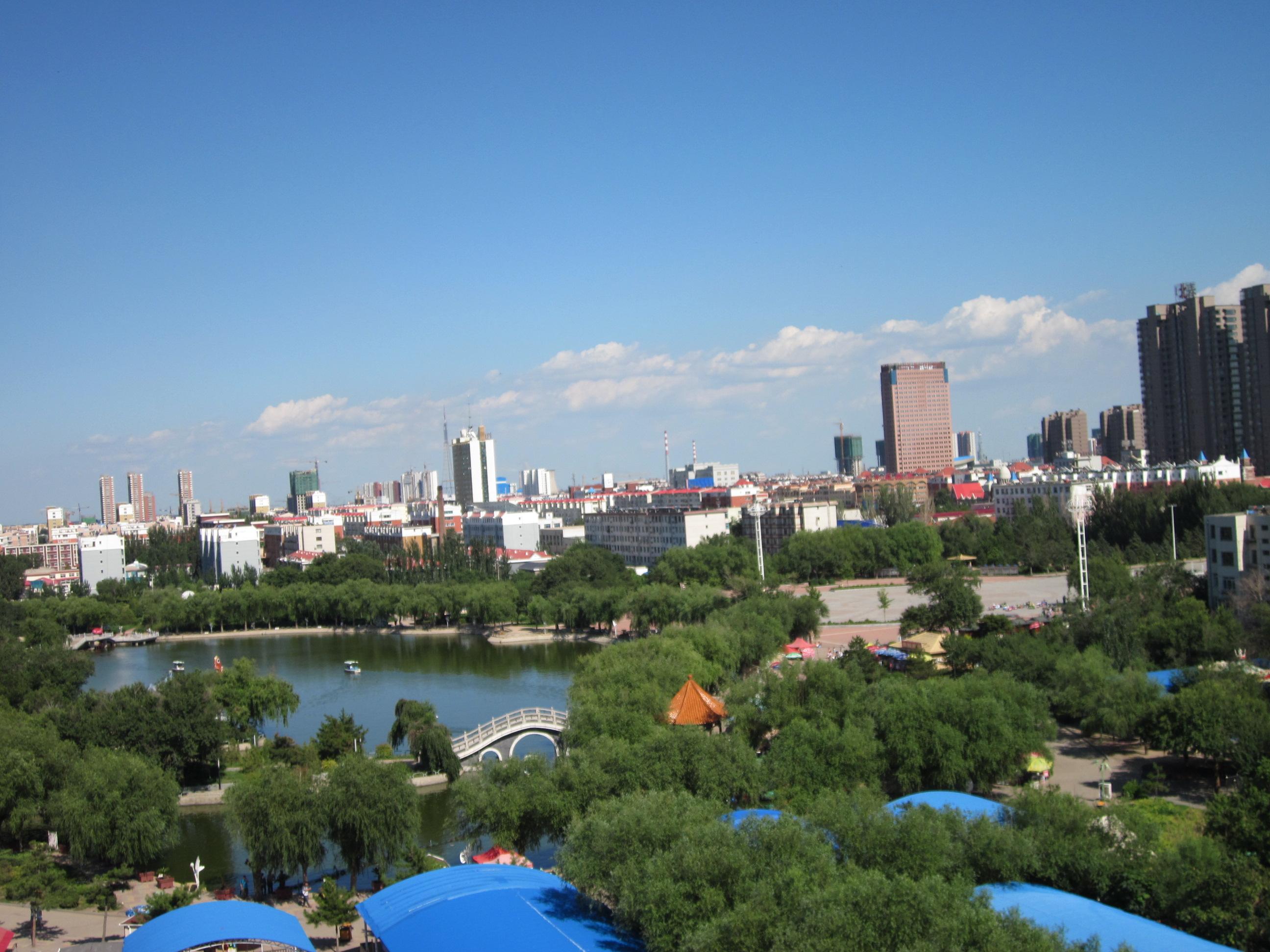 通辽，向听众朋友们致敬